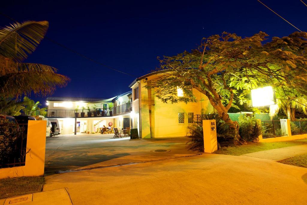 הוסטל Caloundra Backpackers מראה חיצוני תמונה