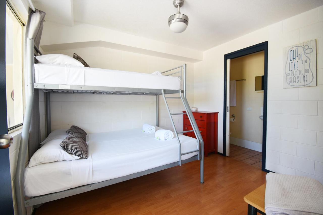 הוסטל Caloundra Backpackers מראה חיצוני תמונה